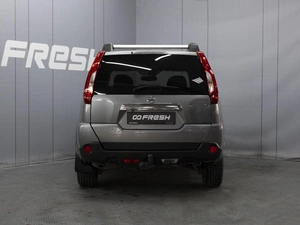 Внедорожник Nissan X-Trail 2014 года, 1360000 рублей, Омск