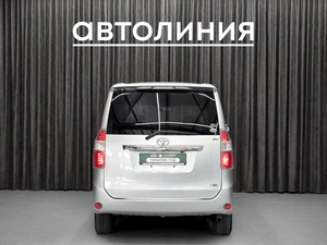 Минивэн Toyota Noah 2009 года, 1120000 рублей, Красноярск
