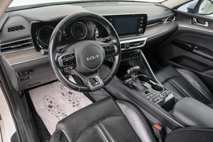 Седан Kia K5 2021 года, 2349000 рублей, Красноярск