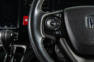 Минивэн Honda Stepwgn Spada 2019 года, 2499000 рублей, Сургут