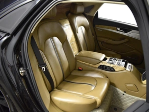 Седан Audi A8 2011 года, 1569900 рублей, Казань