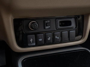 Внедорожник Mitsubishi Outlander 2020 года, 2340000 рублей, Краснодар