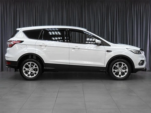 Внедорожник Ford Kuga 2018 года, 1629000 рублей, Тюмень