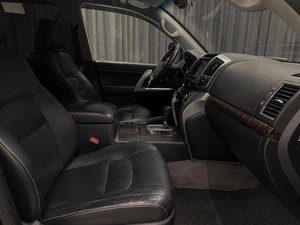 Внедорожник Toyota Land Cruiser 2014 года, 3950000 рублей, Красноярск