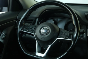 Внедорожник Nissan X-Trail 2020 года, 2359000 рублей, Омск
