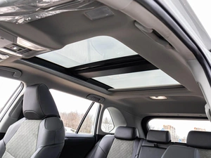 Внедорожник Toyota RAV4 2025 года, 4240000 рублей, Краснодар