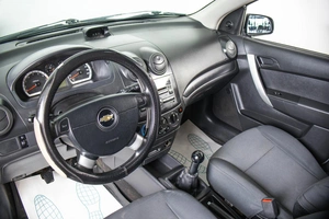 Седан Chevrolet Aveo 2011 года, 349000 рублей, Пермь