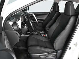 Внедорожник Toyota RAV4 2019 года, 2549000 рублей, Аксай