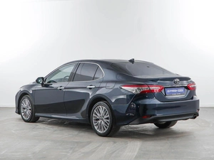 Седан Toyota Camry 2018 года, 2734444 рублей, Москва