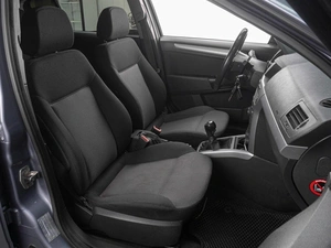 Хетчбэк Opel Astra 2011 года, 469000 рублей, Тюмень