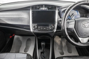 Универсал Toyota Corolla Fielder 2019 года, 1419000 рублей, Барнаул