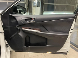 Седан Toyota Camry 2017 года, 2250000 рублей, Красноярск