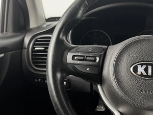 Седан Kia Rio 2018 года, 1312900 рублей, Казань