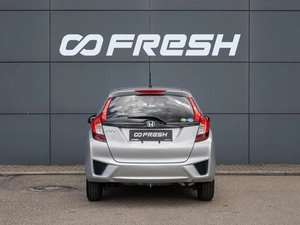 Хетчбэк Honda Fit 2015 года, 920000 рублей, Краснодар