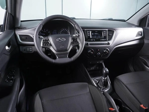 Седан Hyundai Solaris 2017 года, 1299000 рублей, Ростов-на-Дону