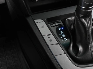 Седан Hyundai Elantra 2020 года, 1770000 рублей, Аксай