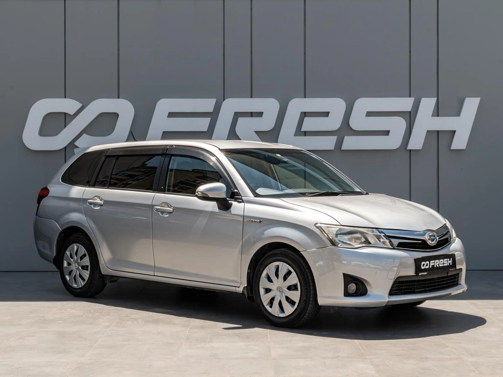 Универсал Toyota Corolla Fielder 2014 года, 1198000 рублей, Краснодар