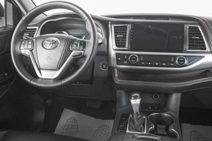 Внедорожник Toyota Highlander 2013 года, 2609000 рублей, Кемерово