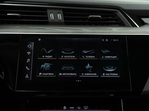 Внедорожник Audi e-tron 2020 года, 4357077 рублей, Москва
