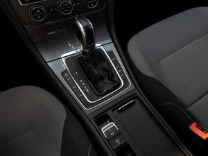 Хетчбэк Volkswagen Golf 2017 года, 1597000 рублей, Краснодар