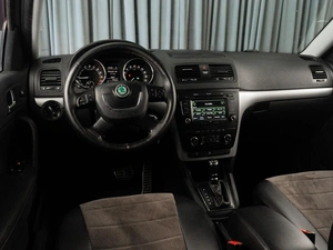 Внедорожник Skoda Yeti 2013 года, 779000 рублей, Тюмень
