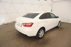 Седан ВАЗ (LADA) Vesta 2016 года, 840000 рублей, Орёл