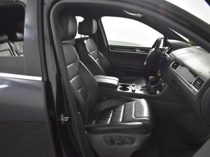 Внедорожник Volkswagen Touareg 2015 года, 2437100 рублей, Казань