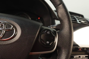 Седан Toyota Camry 2013 года, 1899000 рублей, Челябинск