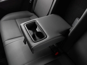 Внедорожник Toyota RAV4 2025 года, 4699000 рублей, Тюмень