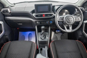 Внедорожник Toyota Raize 2020 года, 1569000 рублей, Барнаул