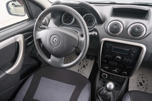Внедорожник Renault Duster 2014 года, 909000 рублей, Красноярск