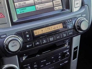 Внедорожник Toyota Land Cruiser Prado 2011 года, 2625000 рублей, Краснодар