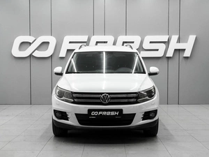 Внедорожник Volkswagen Tiguan 2015 года, 1799000 рублей, Ростов-на-Дону
