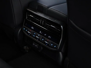 Внедорожник Toyota Land Cruiser 2023 года, 11448888 рублей, Москва
