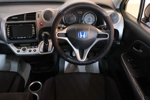 Минивэн Honda Stream 2011 года, 1259000 рублей, Омск