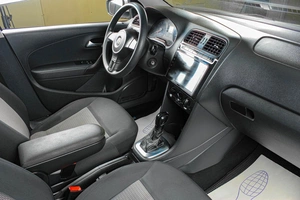 Седан Volkswagen Polo 2012 года, 779000 рублей, Тюмень