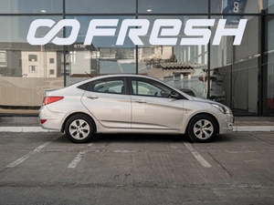 Седан Hyundai Solaris 2016 года, 930000 рублей, Краснодар