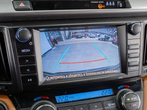 Внедорожник Toyota RAV4 2017 года, 2429000 рублей, Тюмень