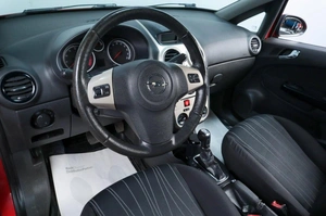 Хетчбэк Opel Corsa 2007 года, 459000 рублей, Челябинск
