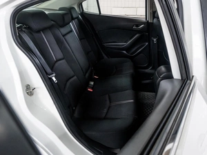 Седан Mazda Axela 2018 года, 1569000 рублей, Краснодар