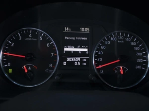 Внедорожник Nissan X-Trail 2012 года, 1230000 рублей, Омск
