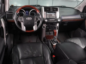 Внедорожник Toyota Land Cruiser Prado 2010 года, 2699000 рублей, Воронеж