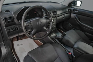 Седан Toyota Avensis 2007 года, 849000 рублей, Челябинск