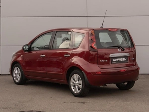 Хетчбэк Nissan Note 2010 года, 1135000 рублей, Москва