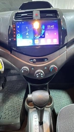 Хетчбэк Chevrolet Spark 2011 года, 650000 рублей, Нижневартовск