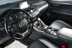 Внедорожник Lexus NX 2017 года, 3449000 рублей, Тюмень
