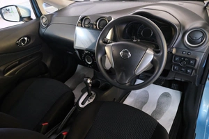 Хетчбэк Nissan Note 2014 года, 849000 рублей, Омск