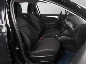 Универсал Ford Focus 2019 года, 1298000 рублей, Красный Пахарь