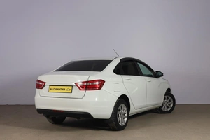 Седан ВАЗ (LADA) Vesta 2018 года, 649000 рублей, Новосибирск
