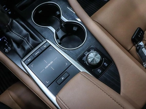 Внедорожник Lexus RX 2020 года, 5750000 рублей, Красноярск